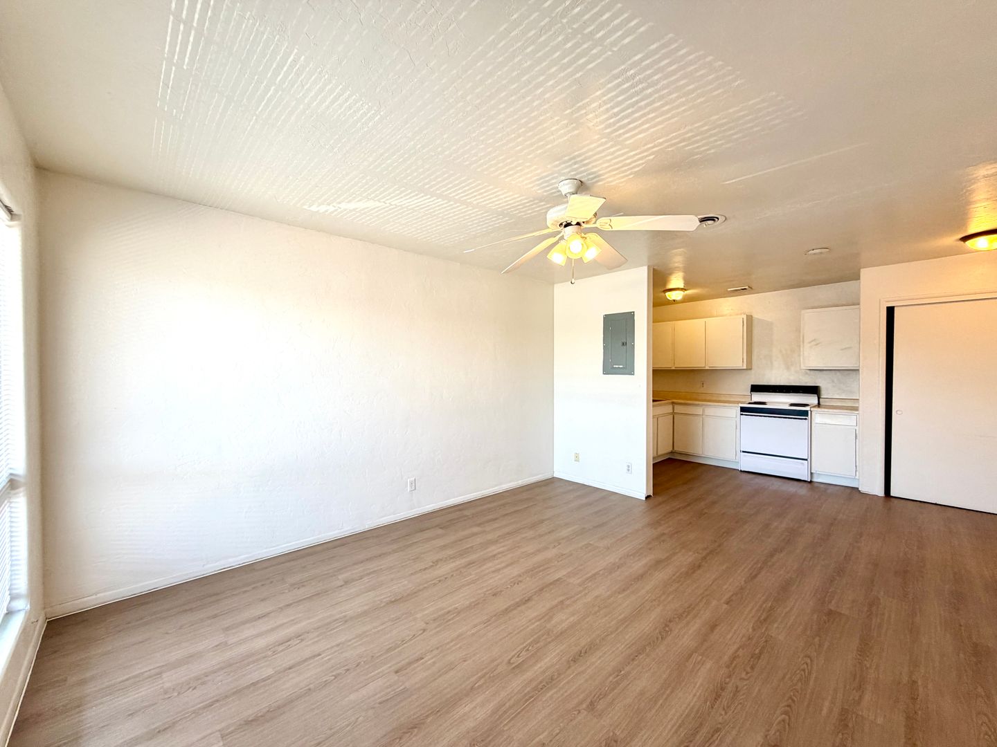 Tucson Apartment: 1425 N Park Ave