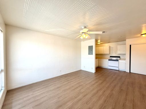 Ask about 1 month free option. 1 Bedroom Partially Furnished Near U of A! Available Now! – photo 1