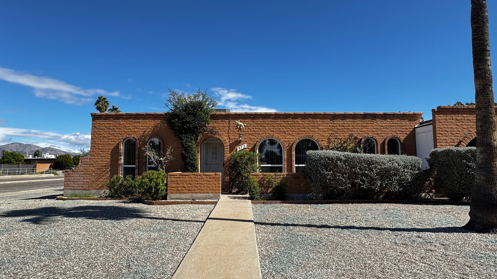 Tucson House: 572 N. Citadel Ave
