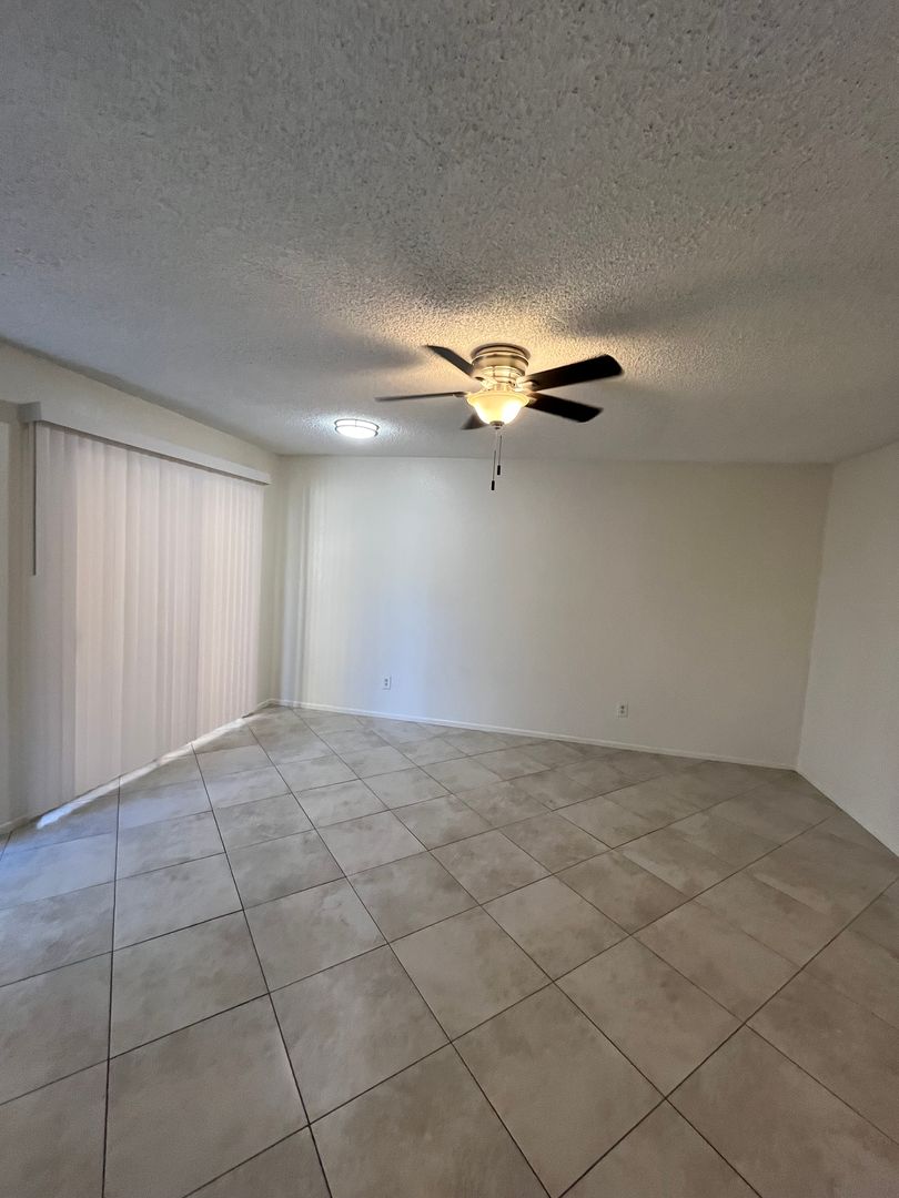 Tempe Apartment: 1201 S Mcclintock Dr