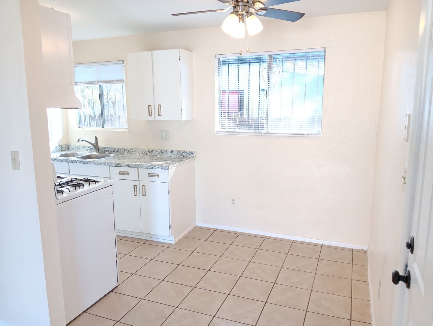 Tucson Apartment: 2925-2941 N Geronimo Ave