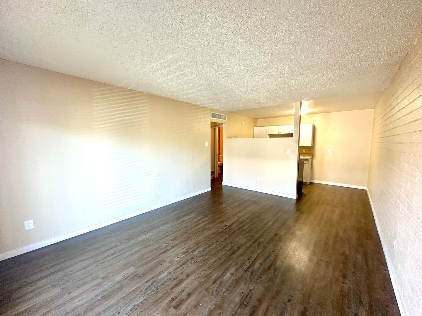 Tucson Apartment: 435 E 18th St