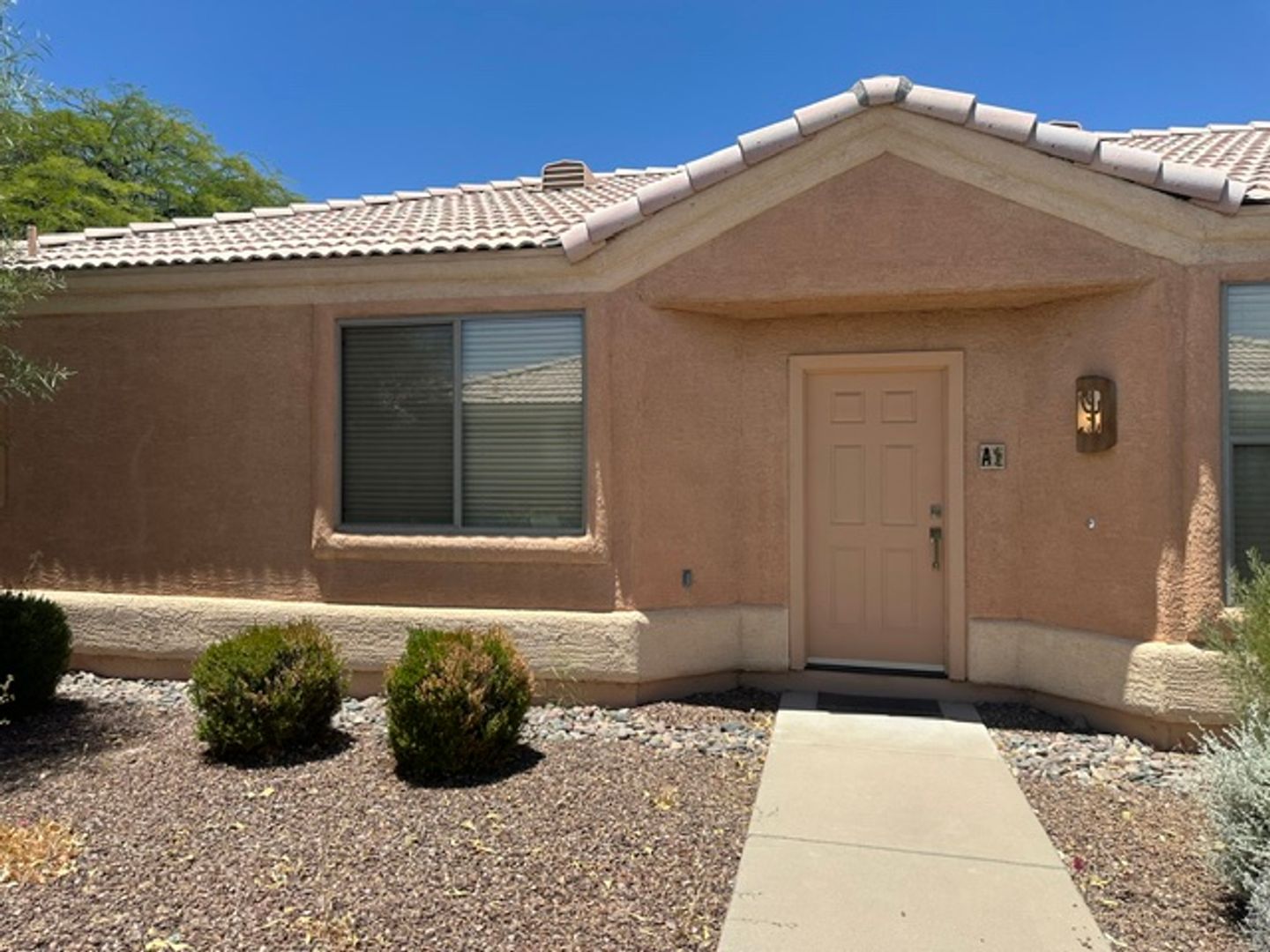 Fountain Hills House: 17216 E. Salida Dr