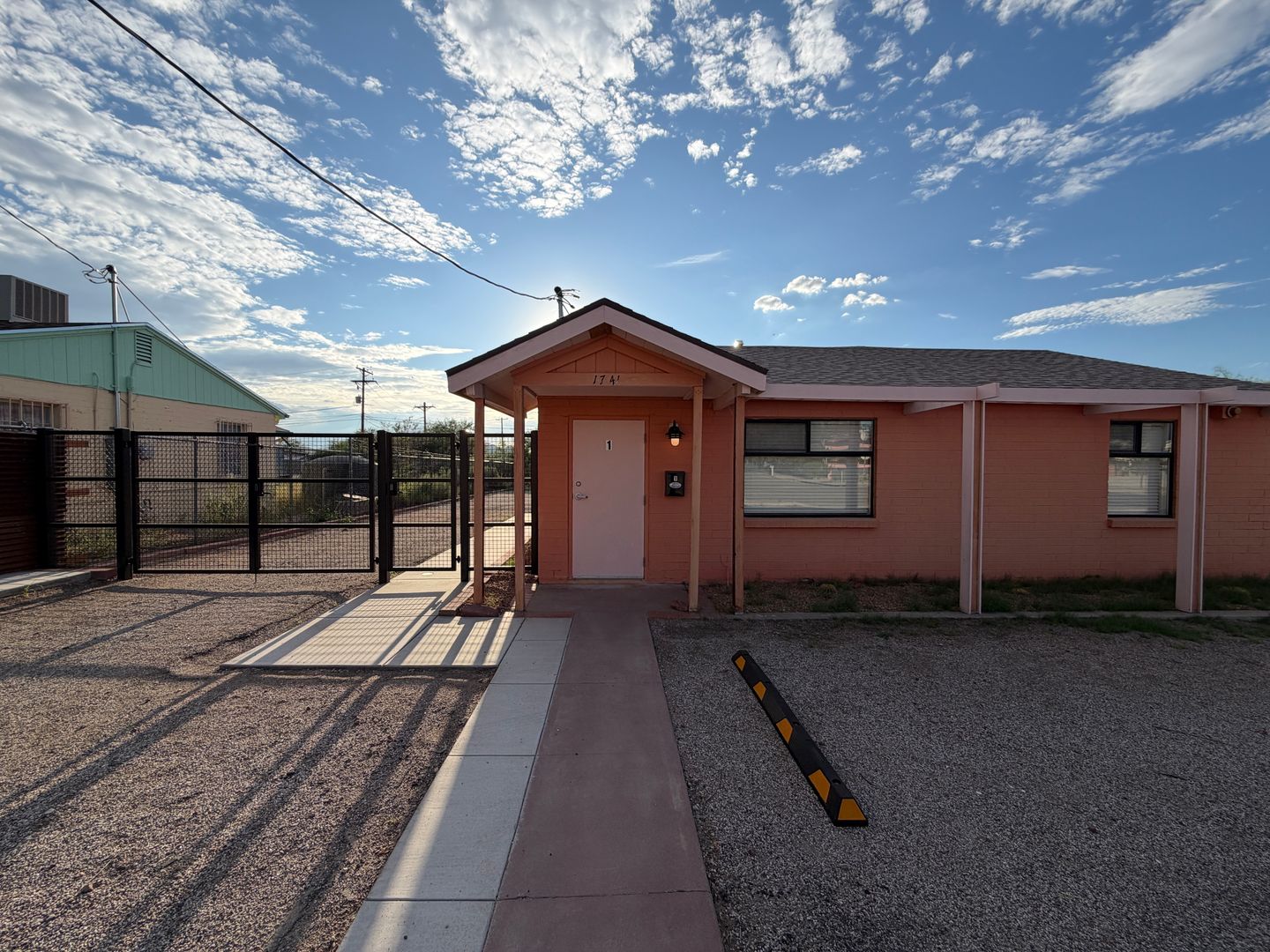 Tucson Apartment: 1741 N. 6th Ave