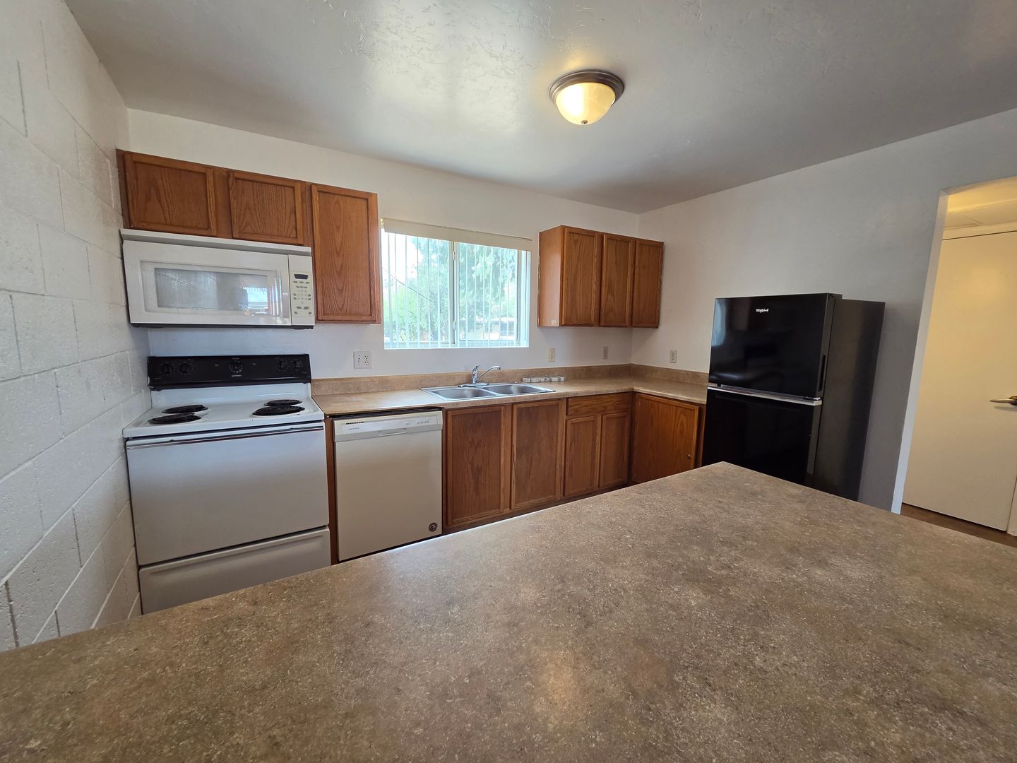 Tucson Apartment: 102 E Mohave Rd