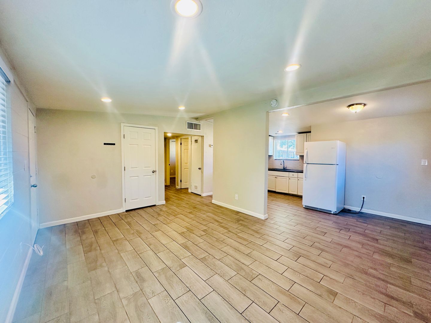 Tucson Apartment: 3715 East Flower St