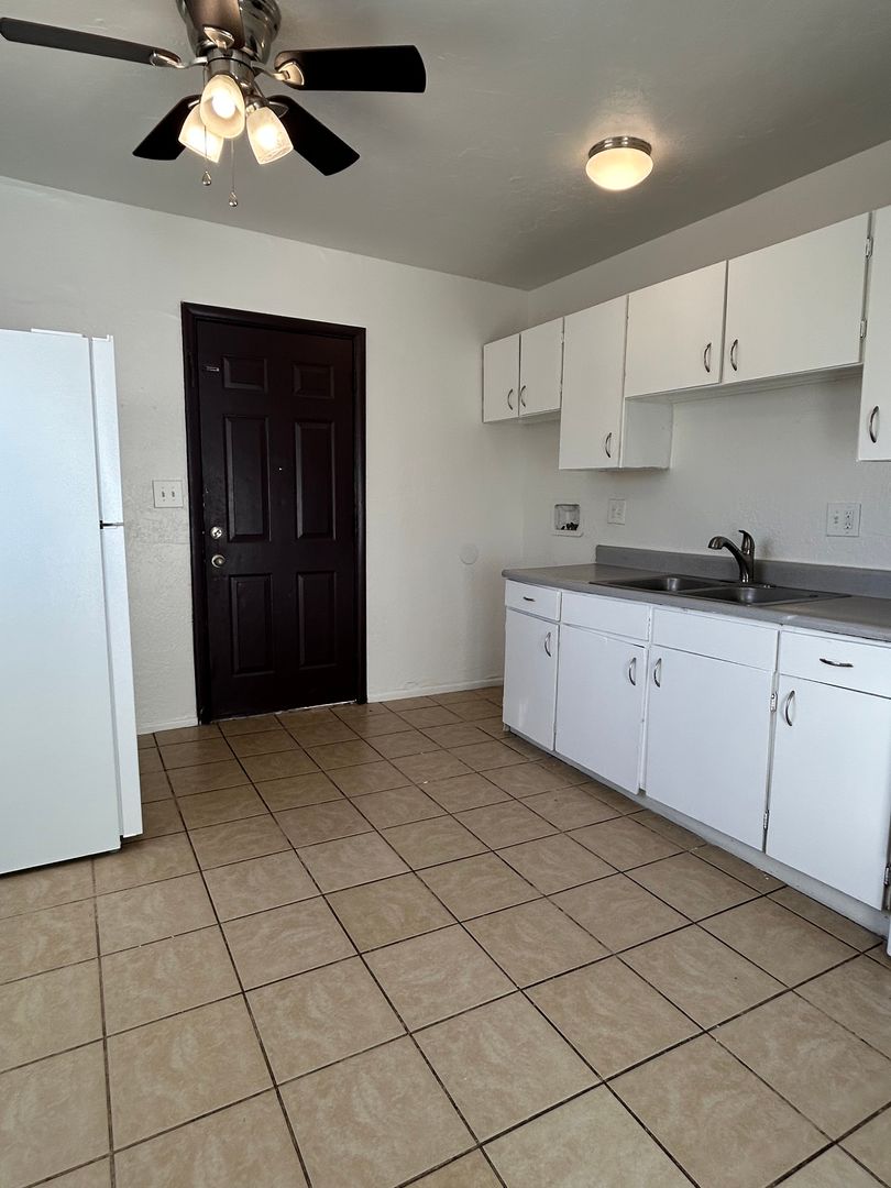Tucson Apartment: 2925-2941 N Geronimo Ave