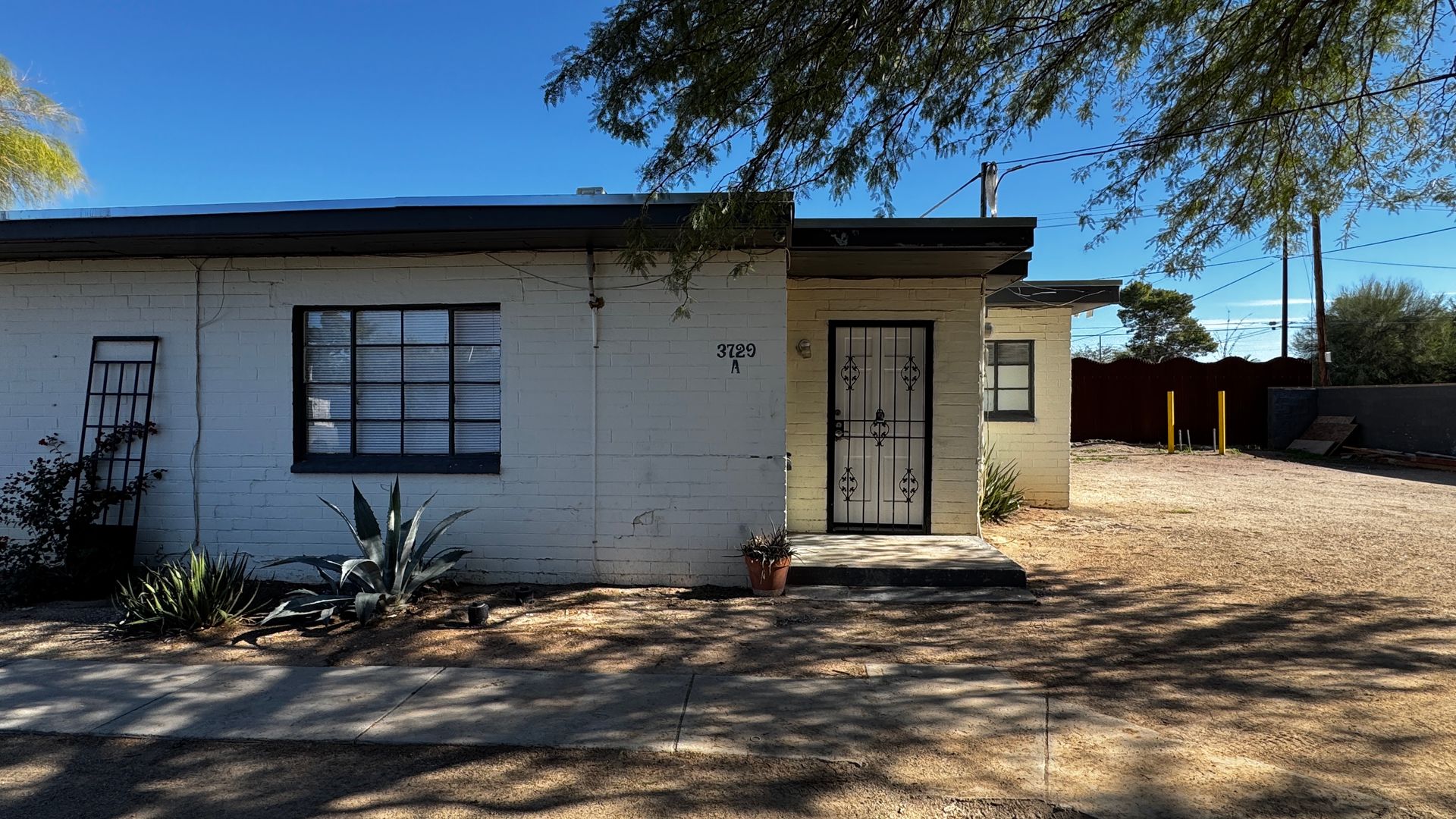 Tucson Apartment: 3725-3729 E Farr Pl
