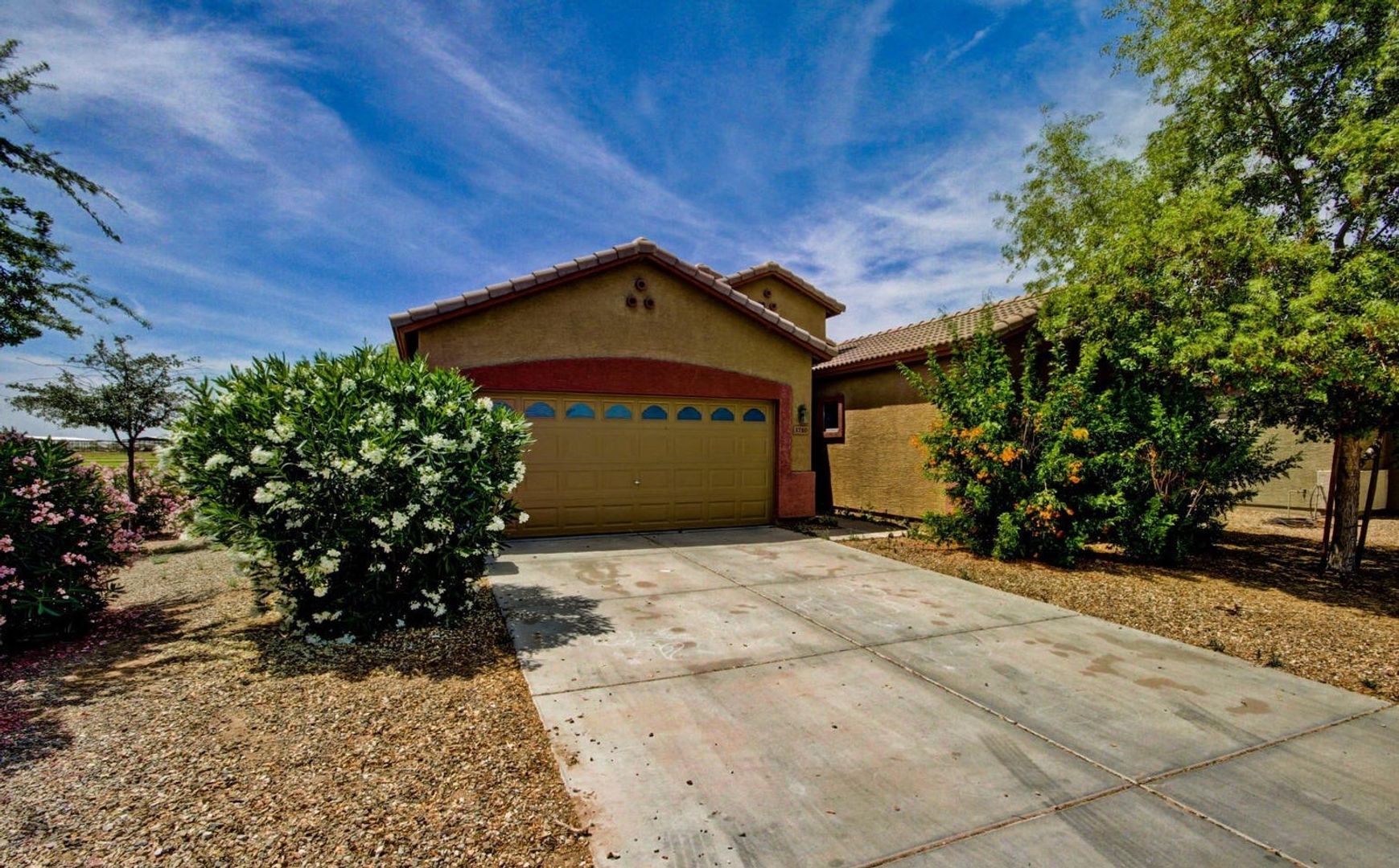 Tolleson House: 3710 S 94th Lane