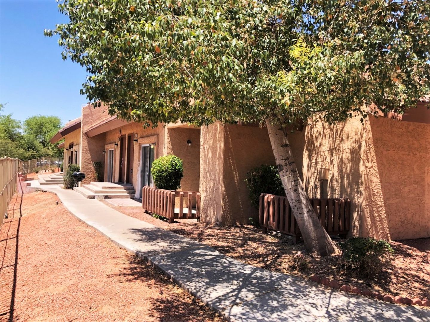 Phoenix Townhome: 2121 W Royal Palm Rd Unit 1081