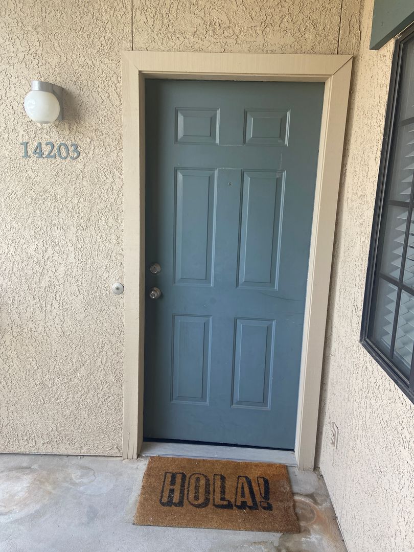 Tucson Apartment: 101 S Players Club Dr Apt 14203