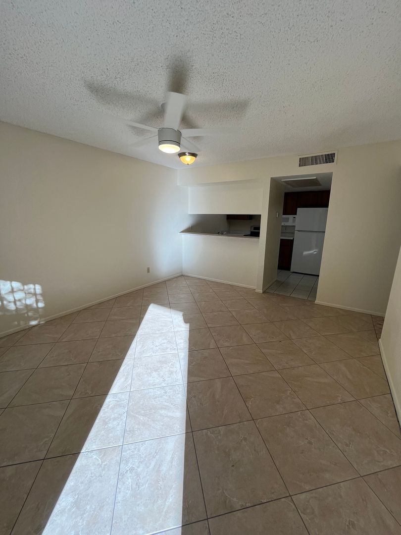 Tempe Apartment: 1201 S Mcclintock Dr