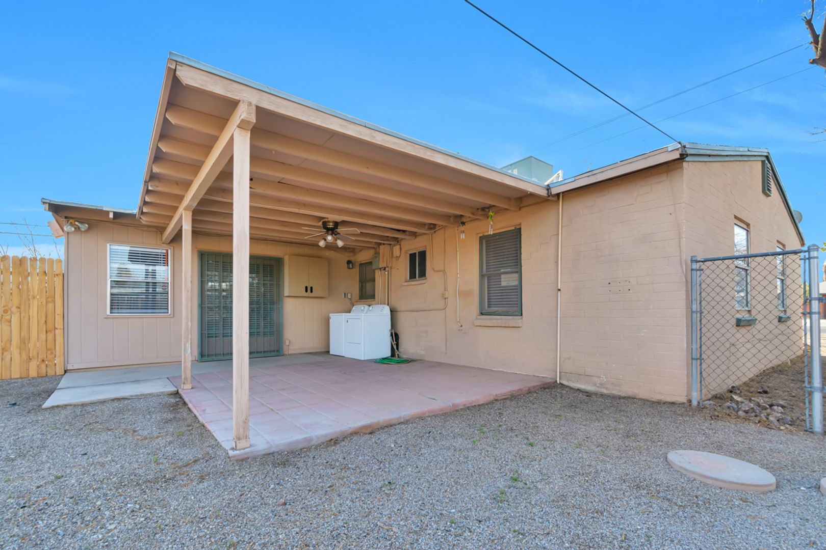 Tucson House: 2557 E Glenn St Unit 1
