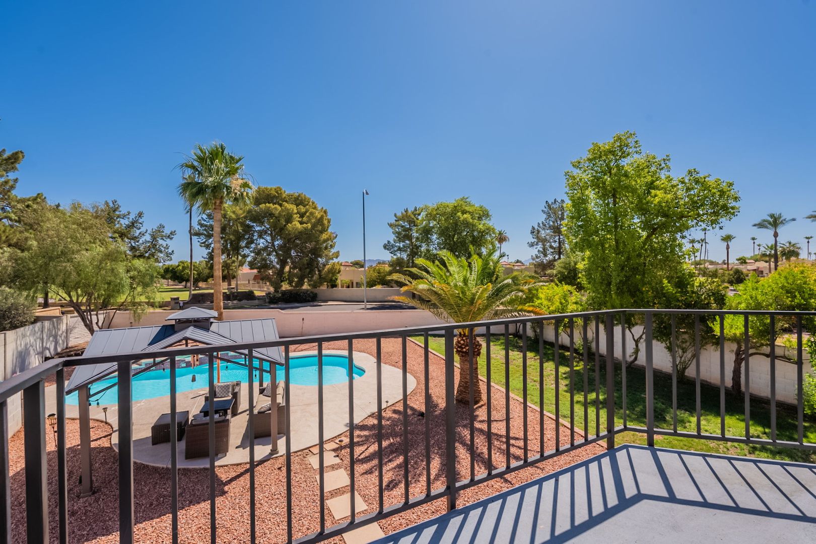 Mesa House: 5416 E Glencove St