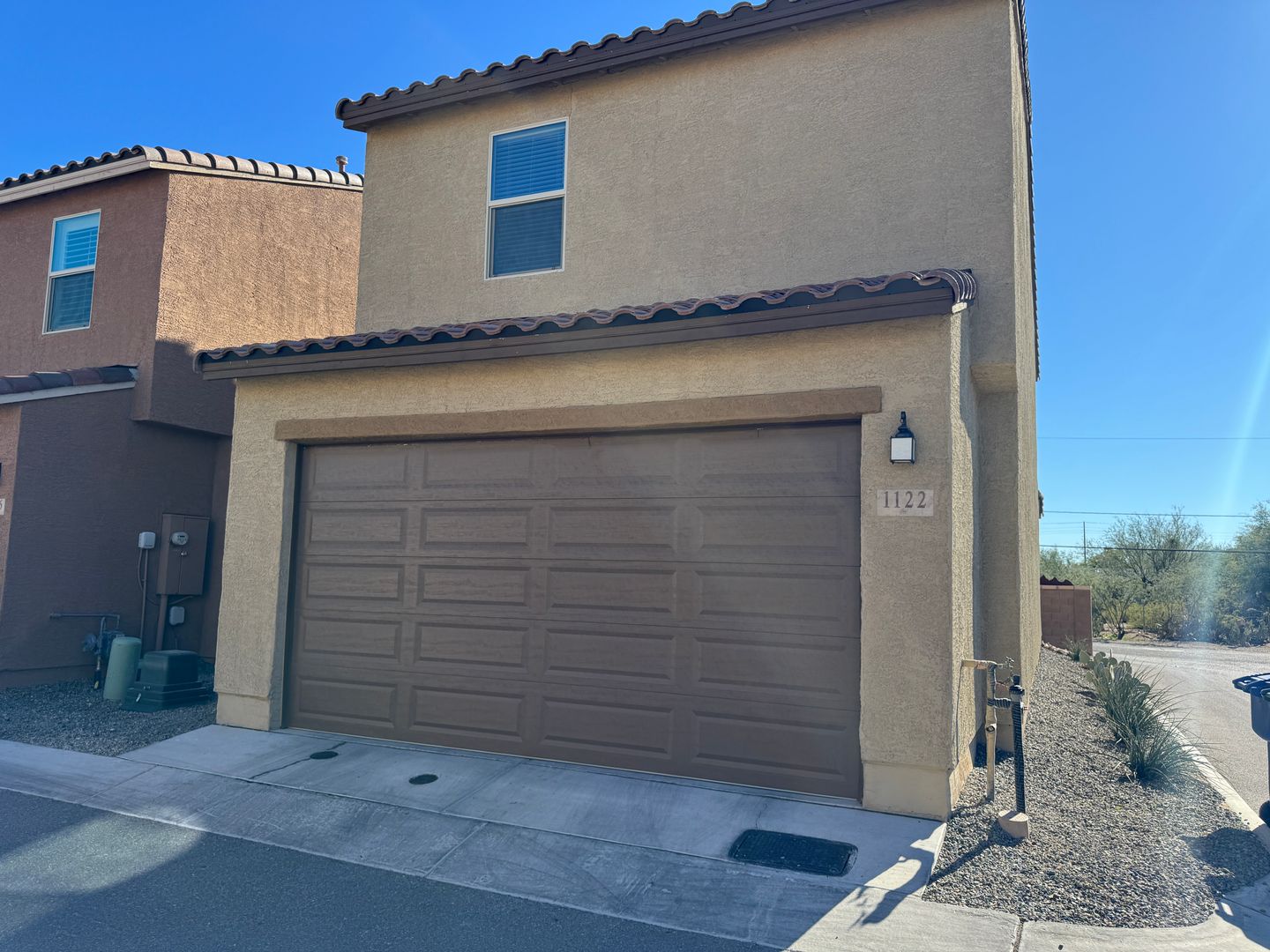 Tucson House: 1122 E. Cairn St