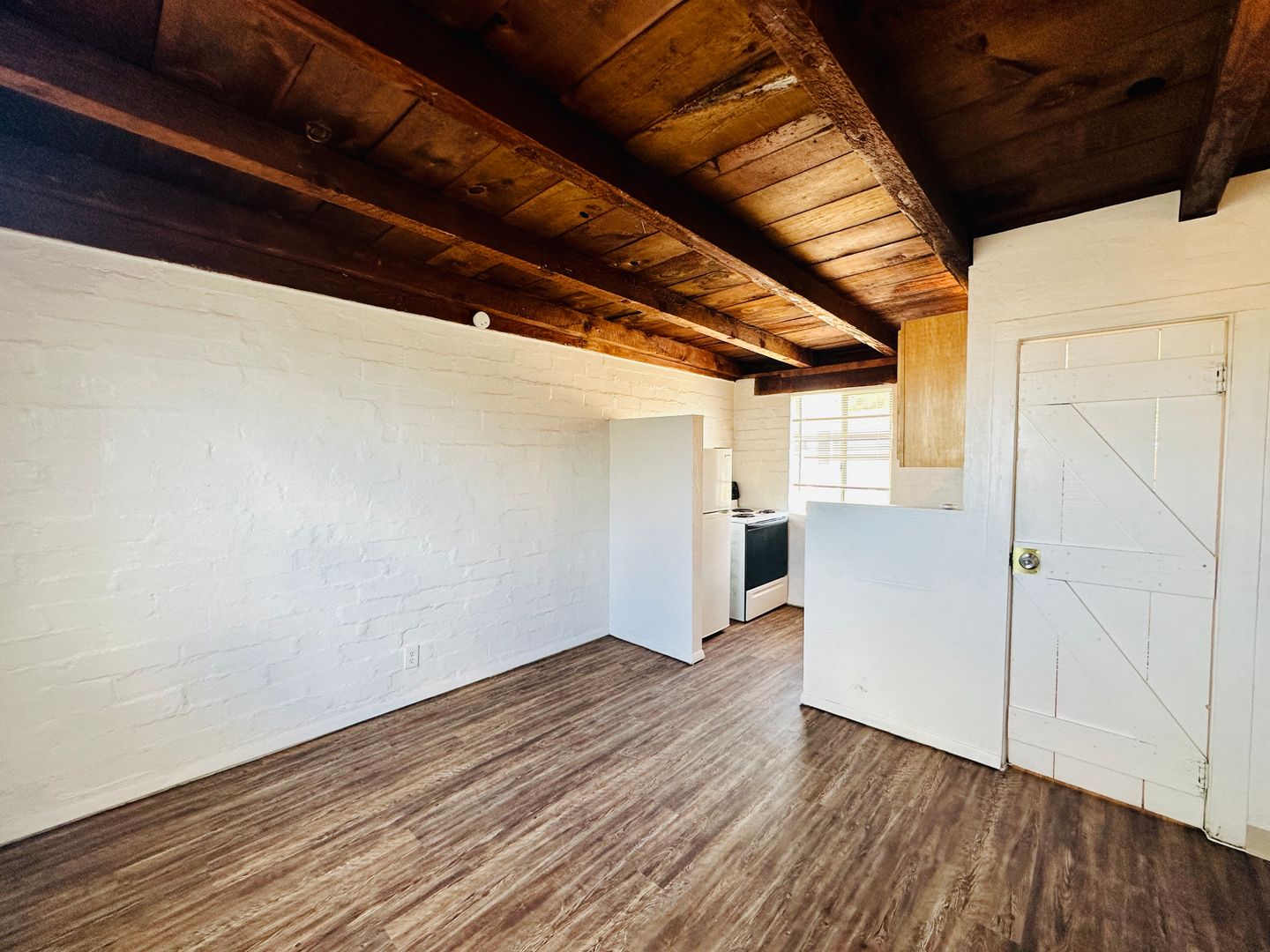 Tucson Apartment: 250 W Laguna St