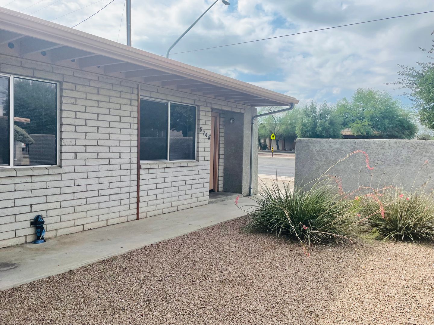Tucson Apartment: 5739-5755 E Pima St