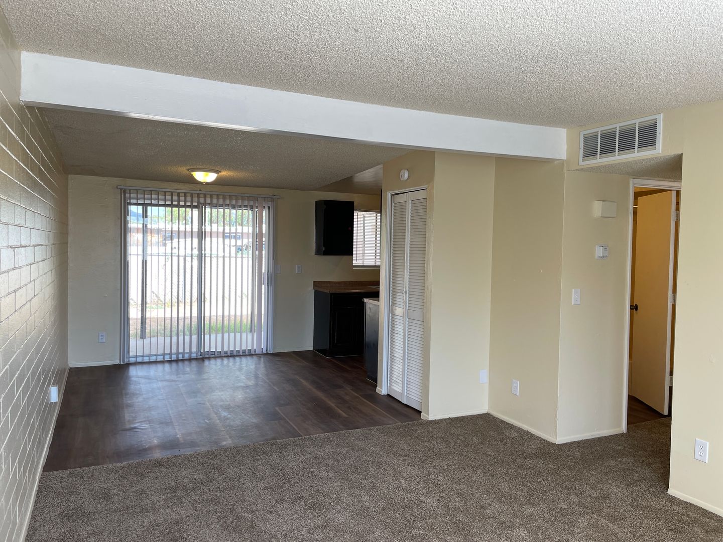 Tucson Townhome: 4131 S Queen Palm Dr