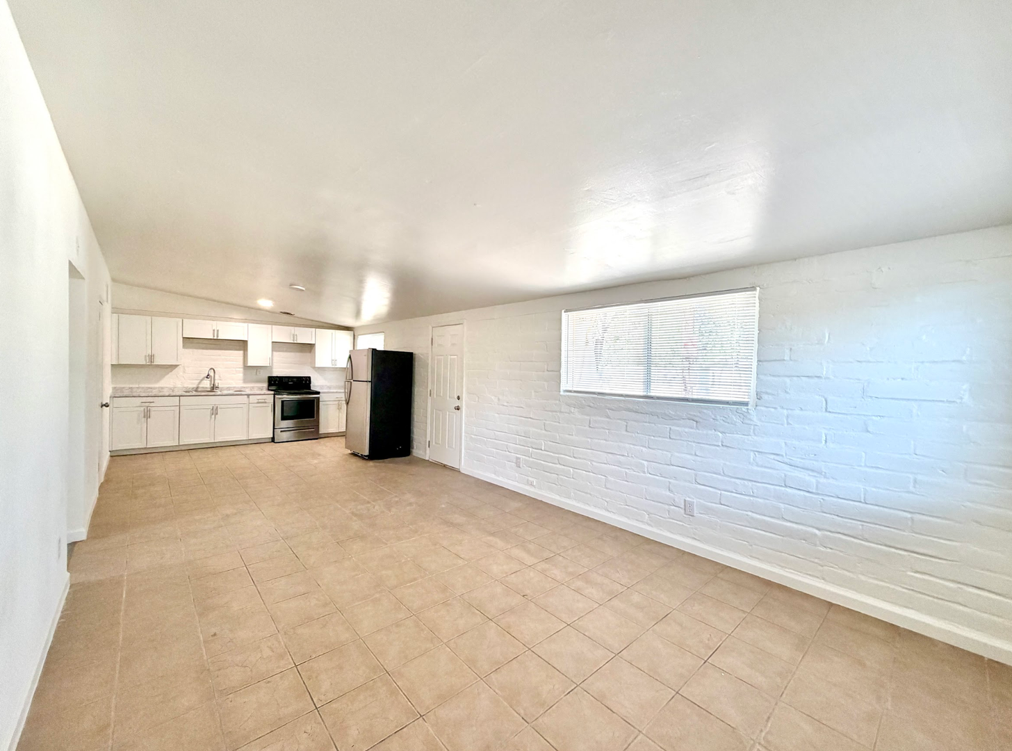 Tucson Apartment: 1620 E Adelaide Dr