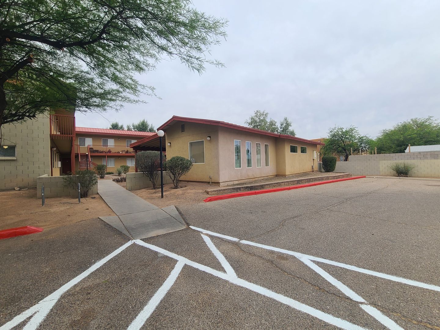 Tucson Apartment: 102 E. Mohave Rd