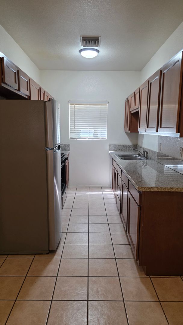 Tucson Apartment: 1205 E Greenlee Rd