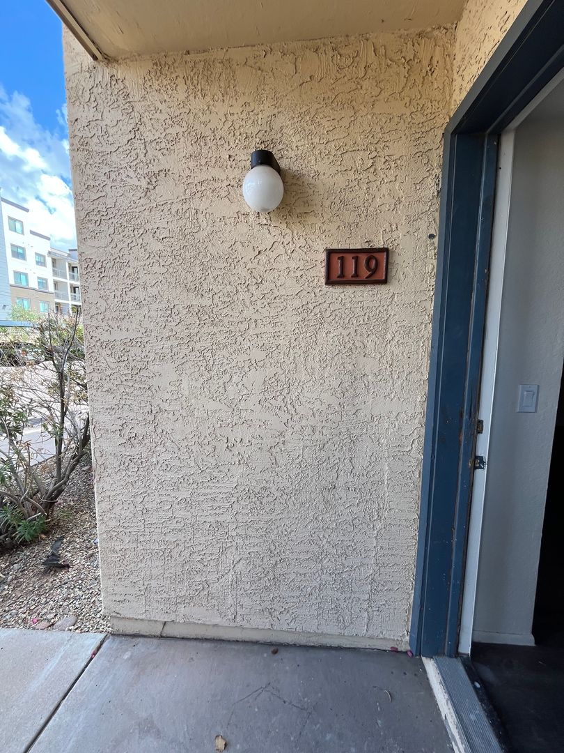 Tempe Apartment: 1201 S Mcclintock Dr