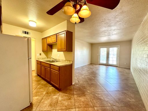 1 Month Free Move In Special! Spacious 1 Bedroom on First Floor with Private Patio. Community Pool and Laundry On Site! – photo 1
