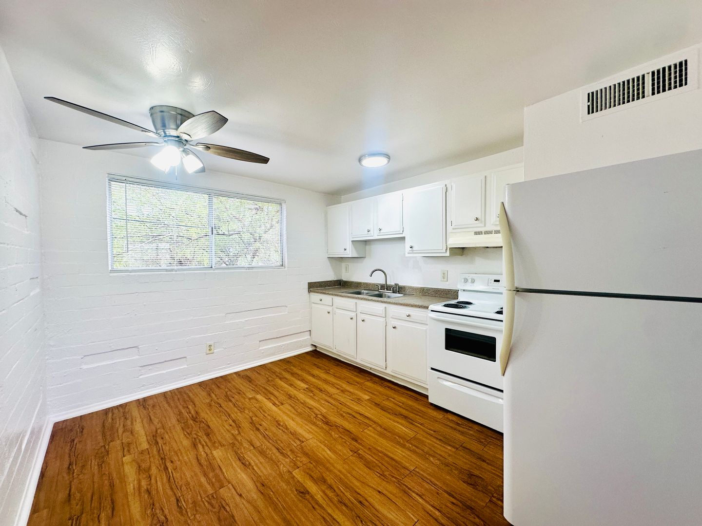 Tucson Apartment: 3322 N Winstel Blvd