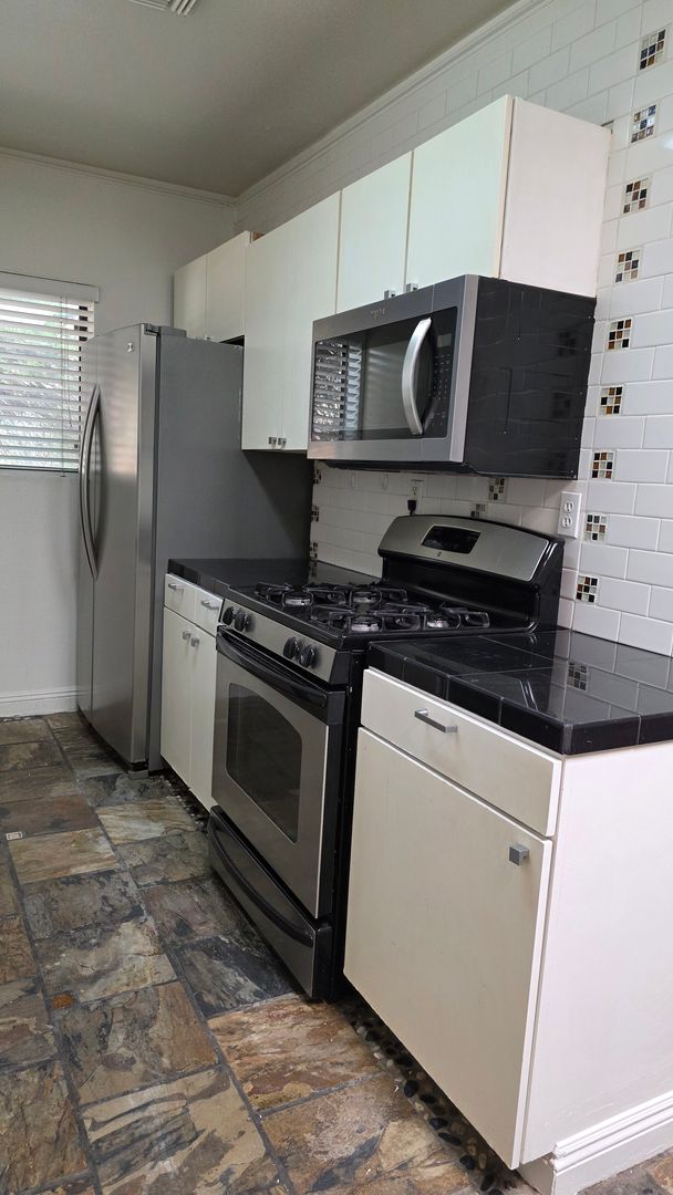 Tucson Apartment: 1205 E Greenlee Rd