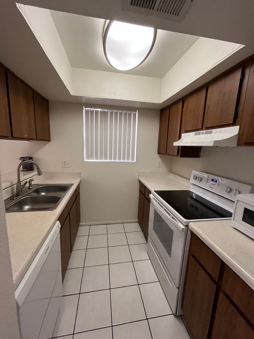 Tempe Apartment: 1201 S Mcclintock Dr