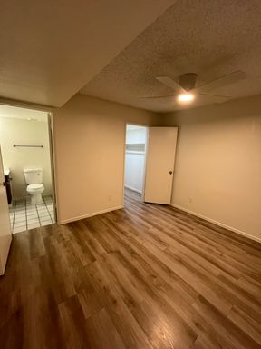 Welcome Home to El Diablo Apartments – 1 Bedroom in the Heart of Tempe! – photo 1