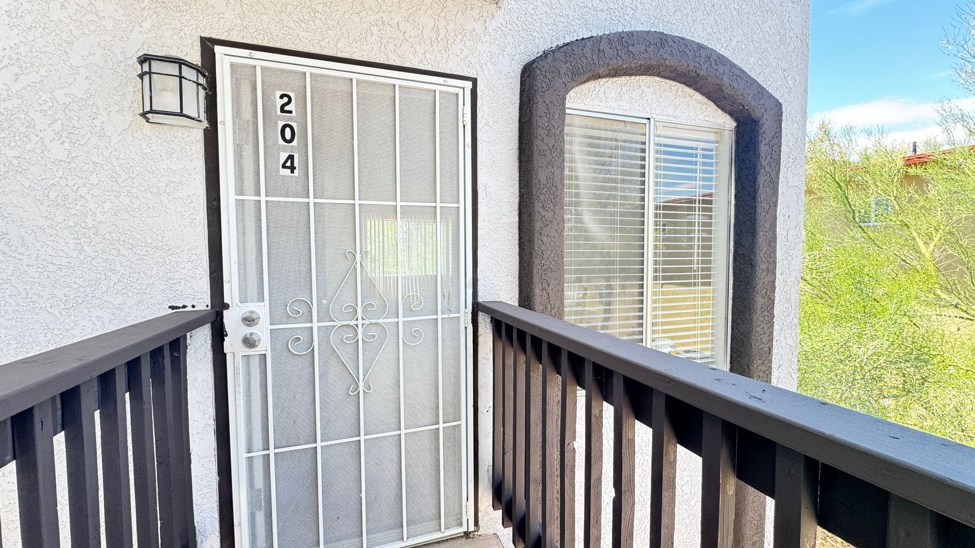 Tucson Apartment: 114 E Mohave Rd
