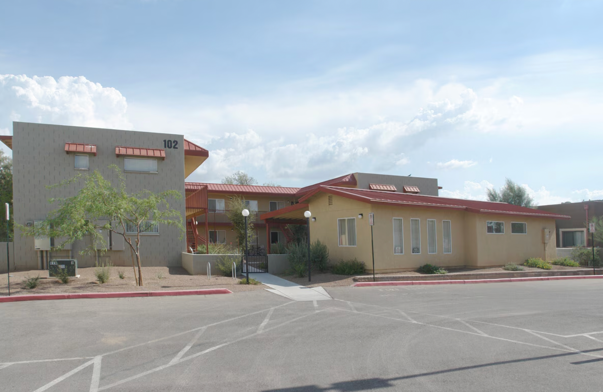 Tucson Apartment: 102 E. Mohave Rd