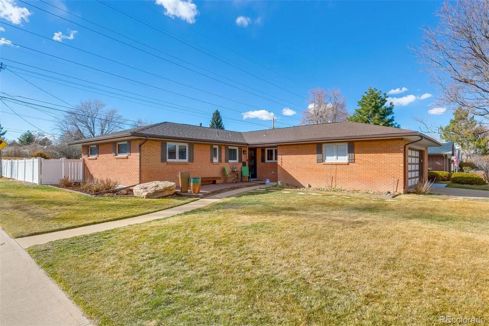 Denver House: 1689 S Kearney St