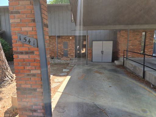 Cute 3 Bedroom Townhome in Adriel Hills Now Available! Great Location/Community! – photo 1