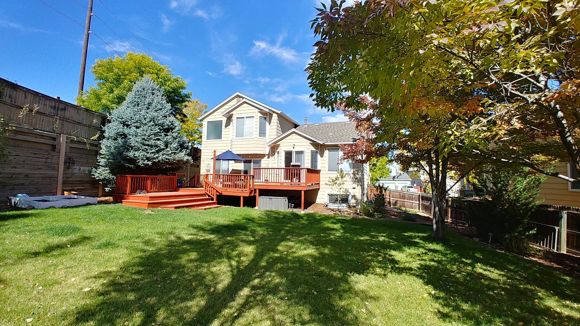 Erie House: 1984 Gordon Ct