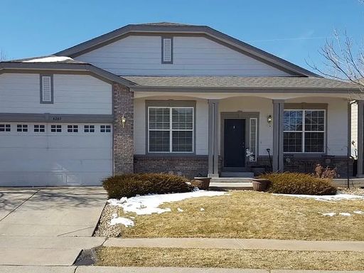 Bright & Spacious Broadlands Ranch with 2.5 Car Garage – photo 1