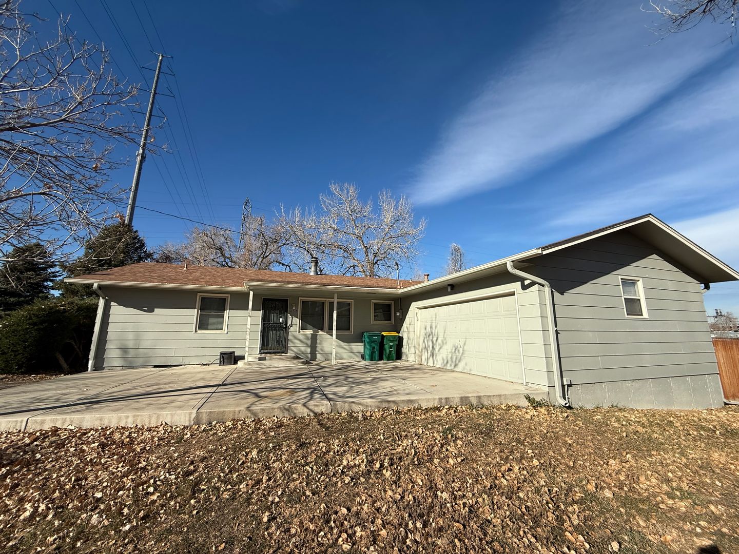 Lakewood House: 5835 W. 10th Avenue