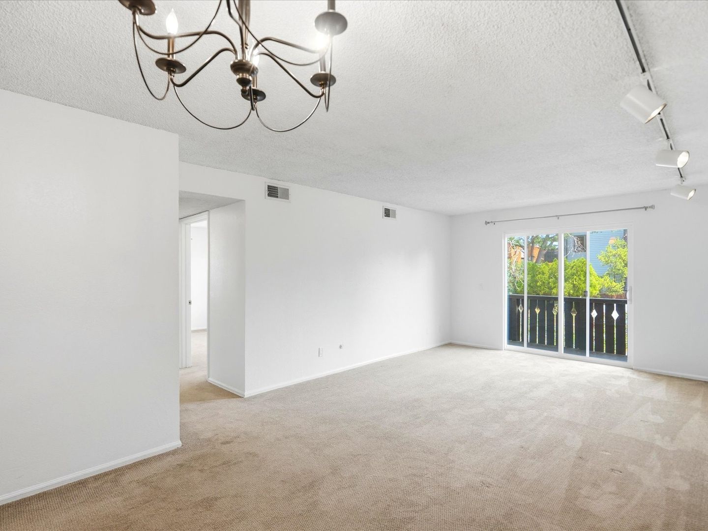 3250 Oneal Cir #L-27 7 of 12