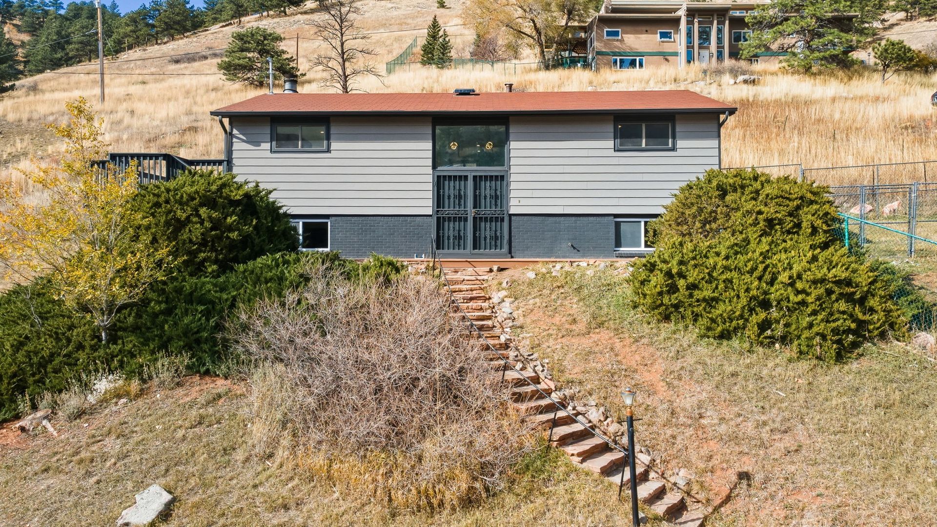 Boulder House: 5313 Olde Stage Rd