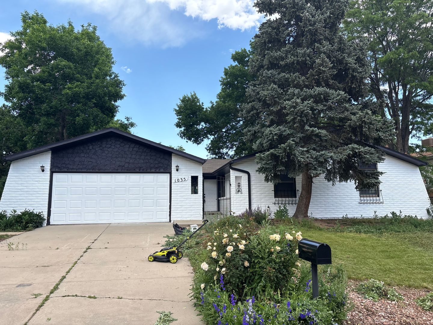 Broomfield House: 1035 E 19th Ave