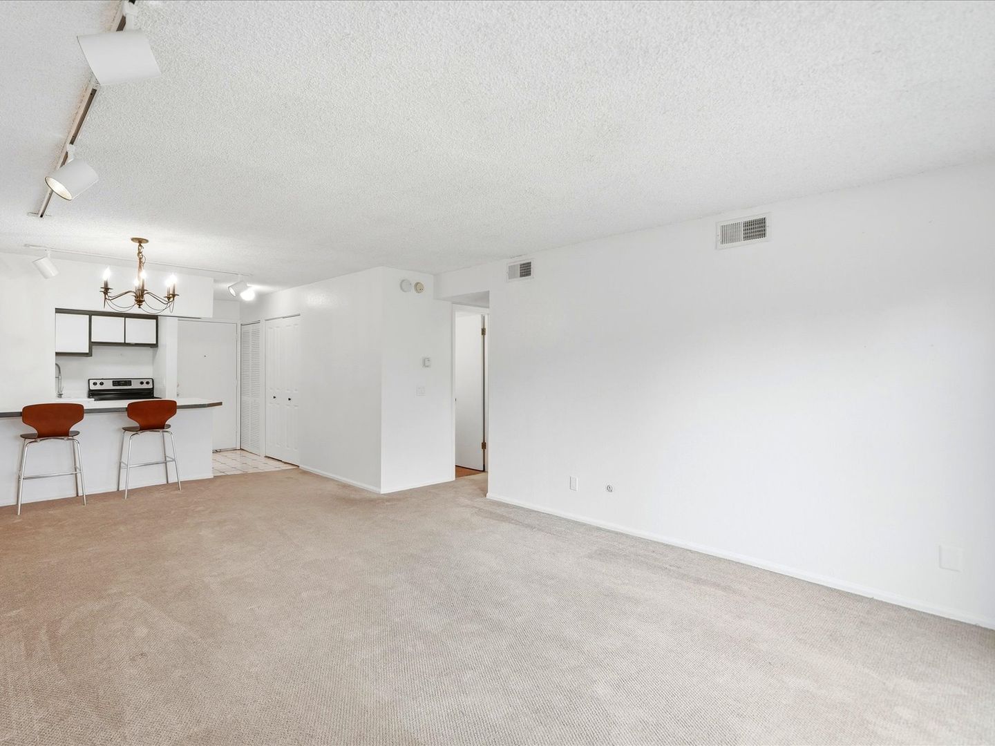 3250 Oneal Cir #L-27 6 of 12