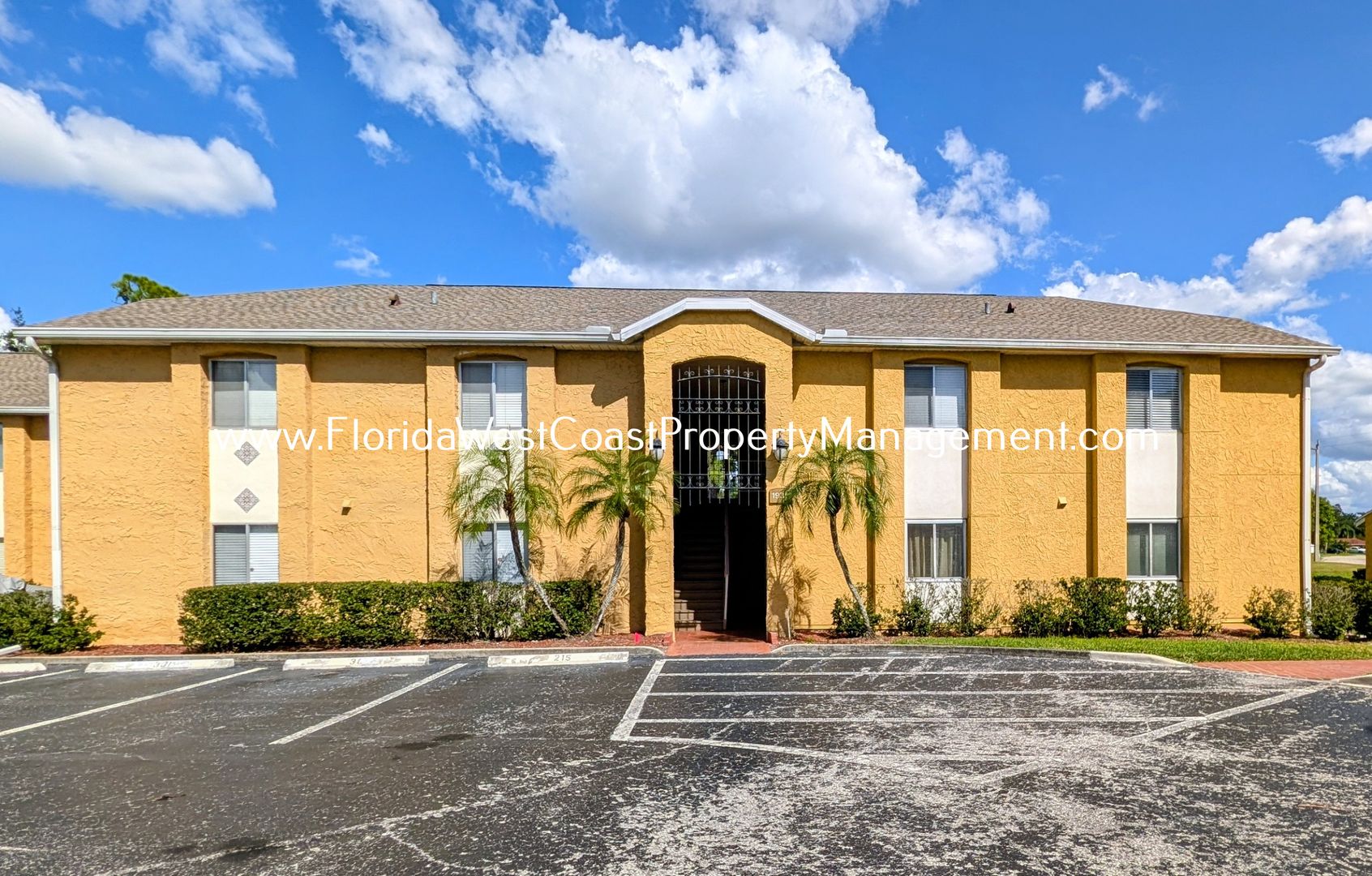 Sarasota House: 1935 Toucan Way Unit 301