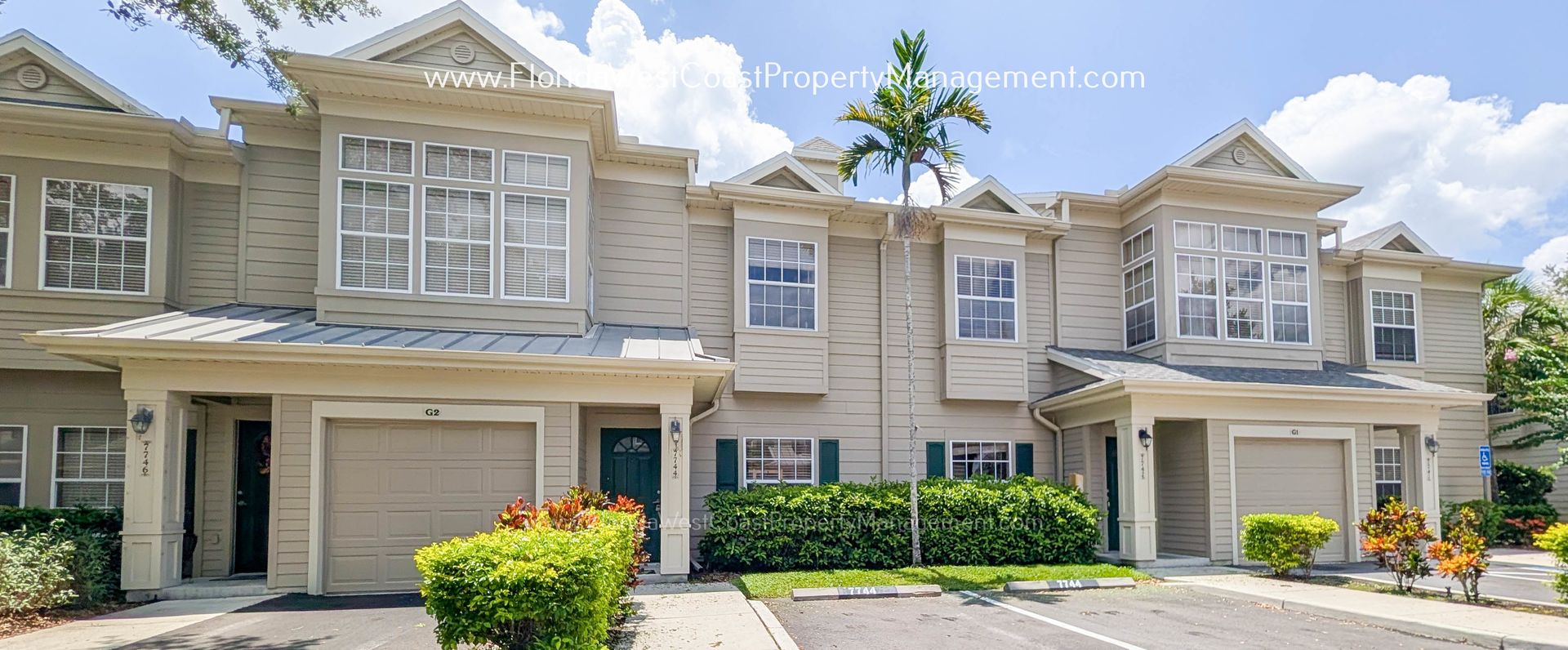 University Park House: 7744 Plantation Circle