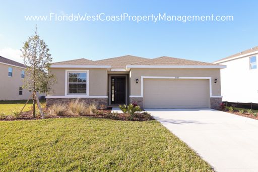 LARGE PARRISH HOME AVAILABLE NOW! 3 BEDROOMS/ PLUS BONUS /OFFICE !
