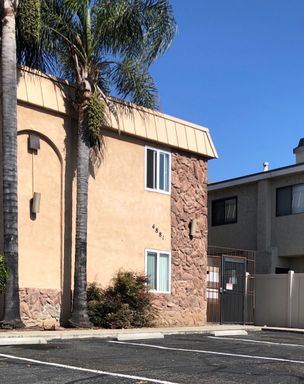Summer Special! $1000 REBATE! Rolando Apartment 2bdr/2bath with LVT flooring! – photo 1