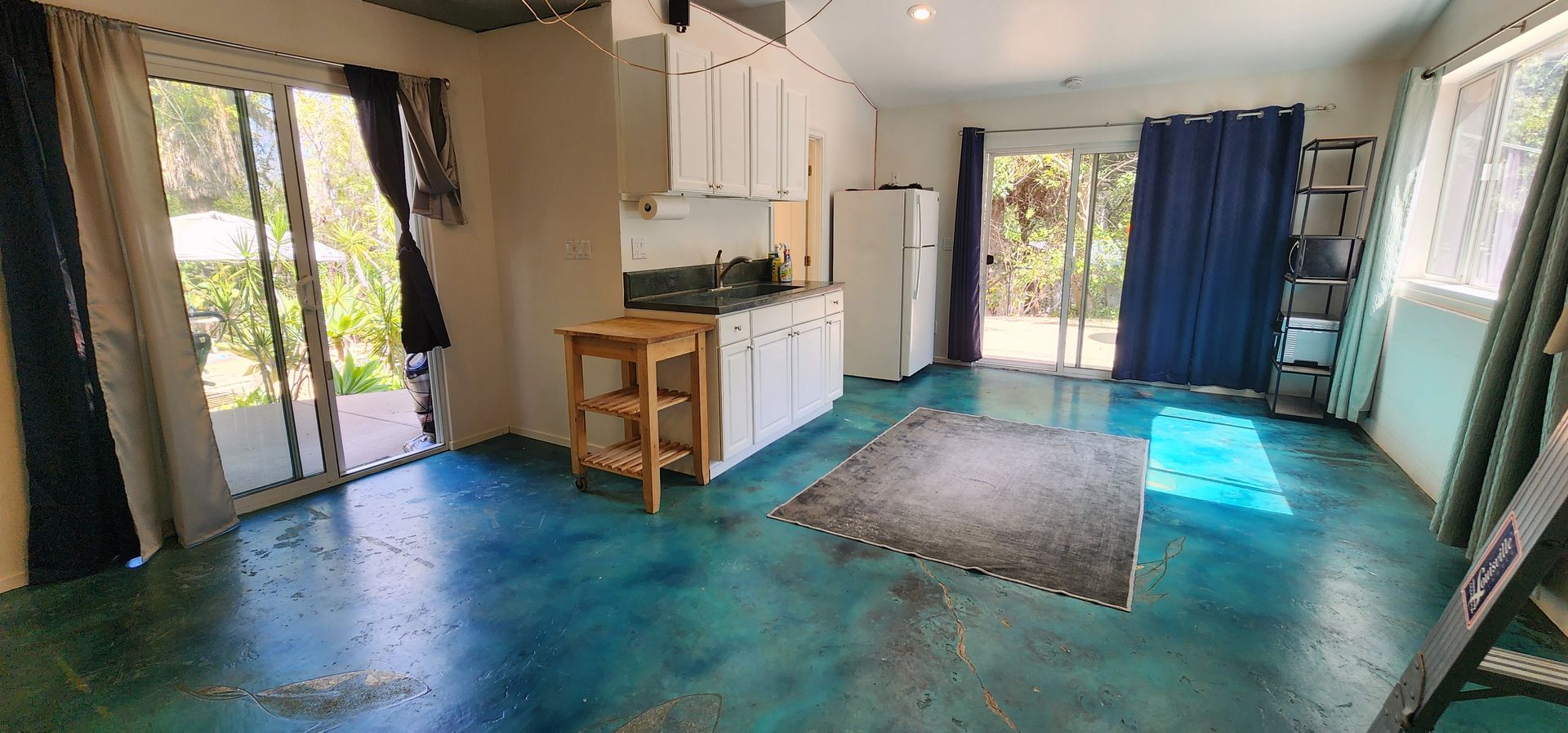 La Mesa Apartment: 3874 American Avenue