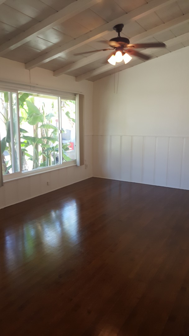 La Mesa Apartment: 4352-66 Rosebud Lane