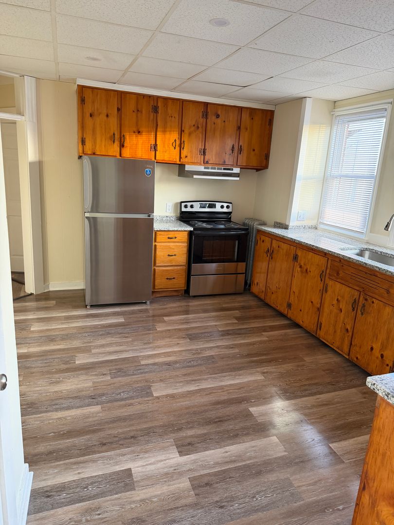 Nashua Apartment: 15-17 Railroad Square