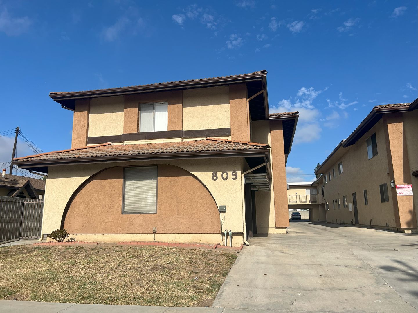 ALHAMBRA Apartment: 805-809 S. STONEMAN AVE.